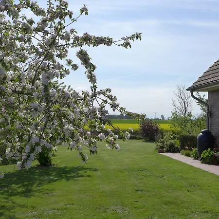 Mantuja Ii Apartmán Hessenburg